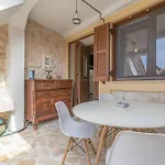 Maniaveta's House 度假居 Exanthia