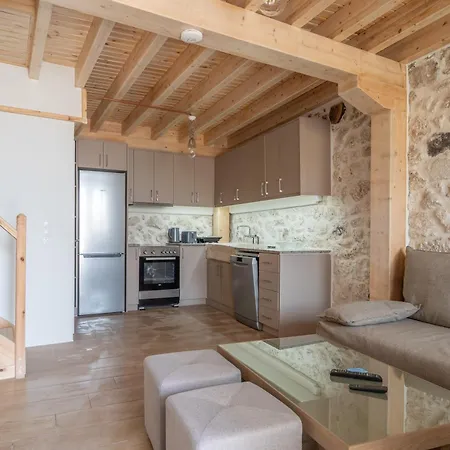 Casa de Férias Maniaveta's House Exanthia
