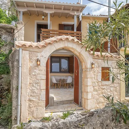 Nyaraló Maniaveta's House